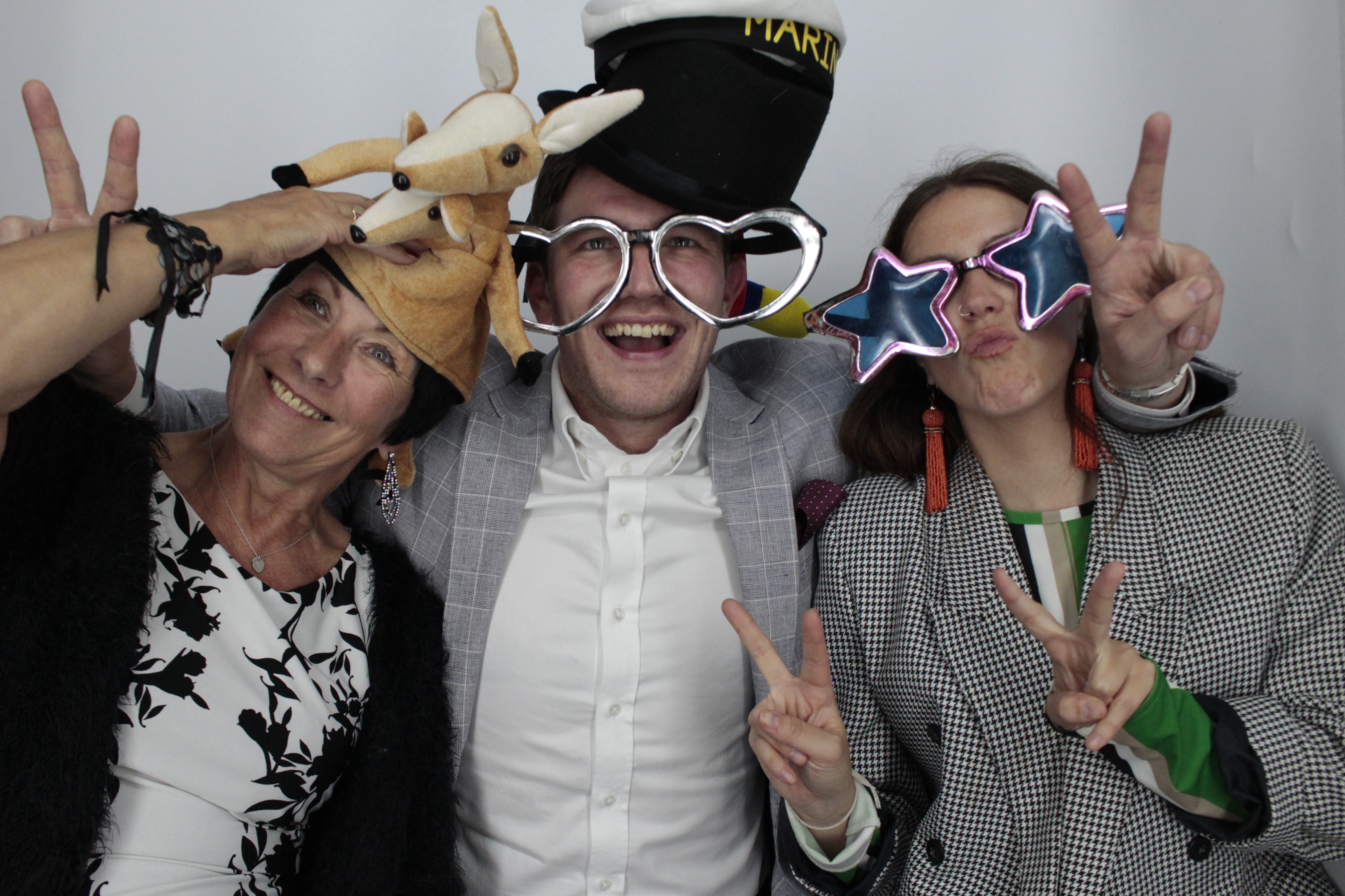 Andrew and Lynsey's Wedding | View more photos from the event at gallery.myphotoboothexperience.co.uk/u/MyPhotoBoothExperienceLtd/Andrew-and-Lynseys-Wedding